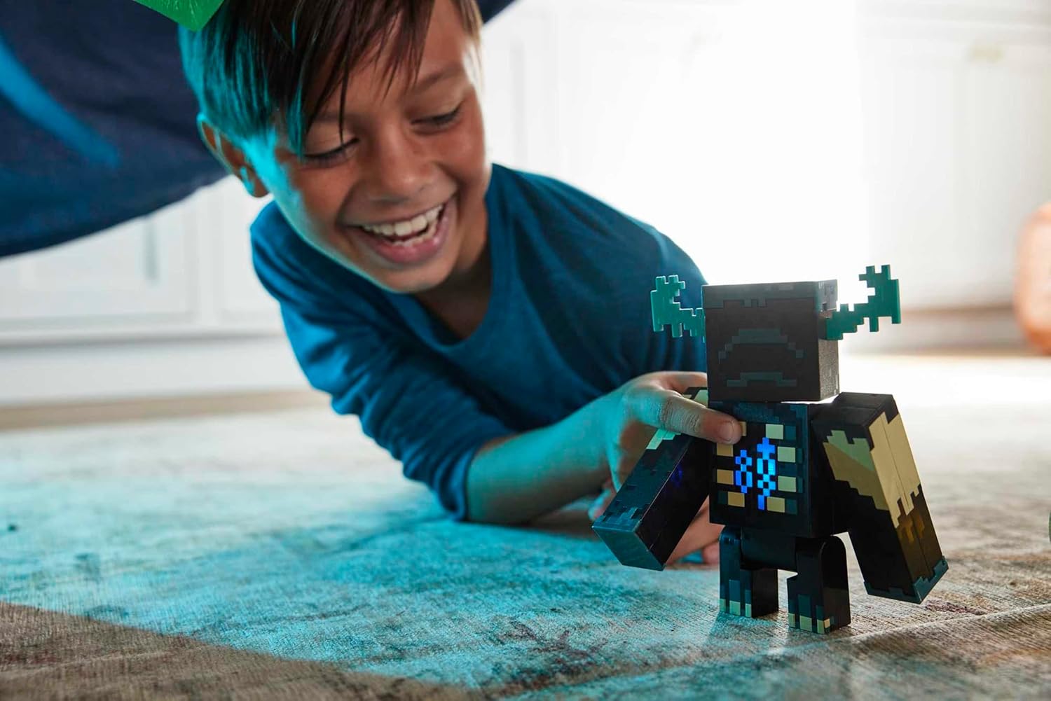 Figurine Minecraft Warden Gardien avec mode Attaque, lumières et sons HHK89 – Image 2